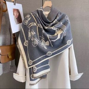 🆕 Elegant Cashmere with Horse Print Design